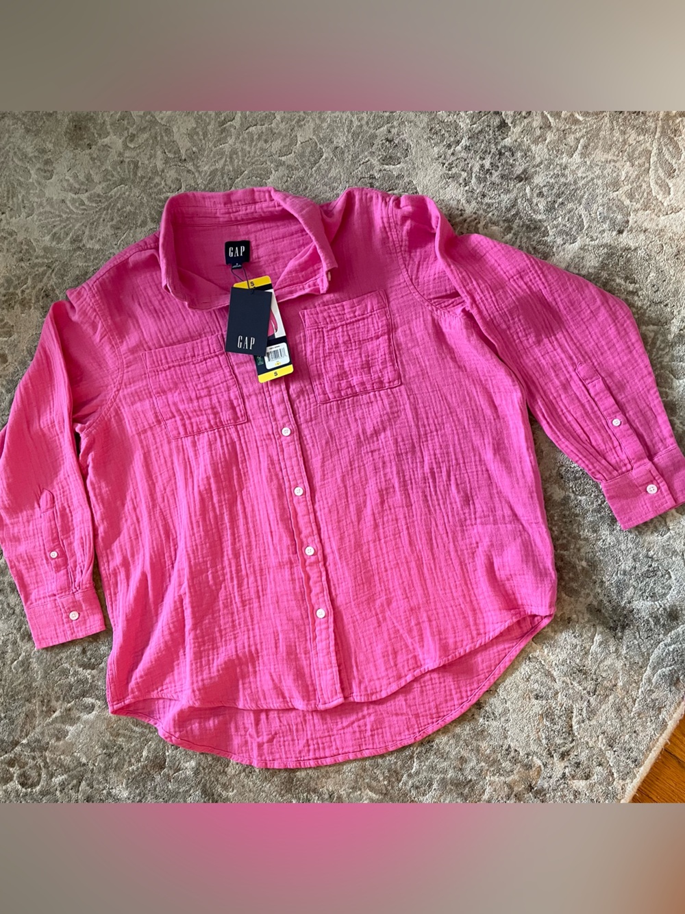 GAP women’s crinkle gauze pink long sleeve button down shirt cotton size small